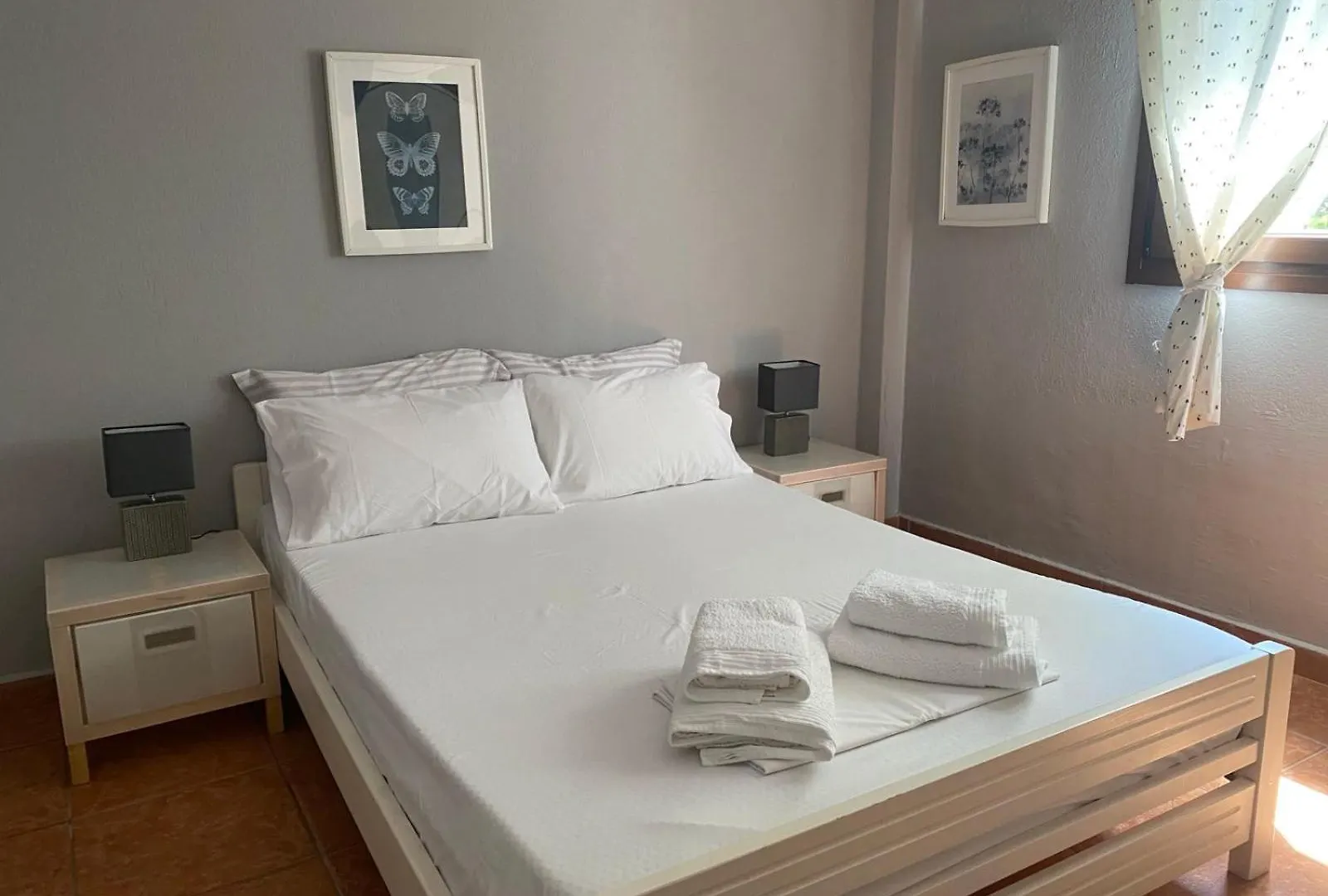Beachfront Apartment Ormos Panagias Greece